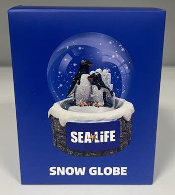 Penguin Snowglobe